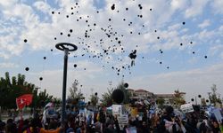 Batman'da öğrenciler, Filistin'de ölen çocuklar için gökyüzüne 'siyah balon' bıraktı