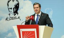 CHP'li Yücel: AKP iktidarı illa kırmızı kart gösterin diye bekliyor
