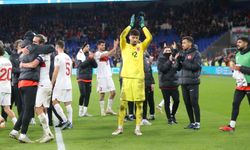 İngilizlerden Altay Bayındır'a geçer not