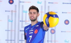 Mirza Halkbank formasını giydi