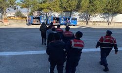 Eskişehir'de hırsızlık olaylarına karıştıkları iddiasıyla 3 şüpheli tutuklandı