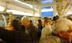 Kadıköy-Sabiha Gökçen metrosunda meydana gelen arıza yolcuları isyan ettirdi 
