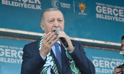 Erdoğan: Türkiye'nin ikinci büyük partisi saç saça baş başa kavga ediyor