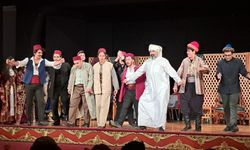 Mamak Belediyesi Genç Tiyatro Topluluğu’na Büyük Alkış