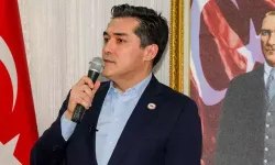 İYİ Parti İBB Başkan adayı Kavuncu Çekmeköy'de ziyaretlerde bulundu