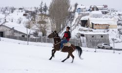 Ankara'nın yüksek kesimlerinde kar etkili oldu