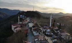 Bir adımda il değiştirip 1 dakika arayla oruç açıyorlardı, iki mahalleden ortak iftar kararı