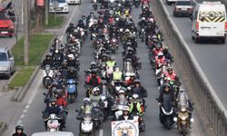 Motosikletli kuryelerden 'Trafikte biz de varız' eylemi