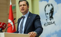 CHP Sözcüsü Yücel, MYK gündemine ilişkin basın toplantısı düzenledi