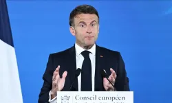 Macron: Dünyadaki silahlanma karşısında Avrupa çok yavaş