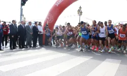 Samsun'da 19 Mayıs Yarı Maratonu koşuldu