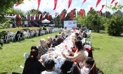 Sultangazi'de engelliler aileleriyle piknik yaptı
