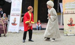Niğde'de Geleneksel Türk Tiyatroları Buluşmaları etkinliği düzenlendi