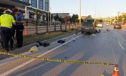 Samsun'da, yaya geçidinde otomobilin çarptığı motosikletli öldü