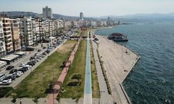 İzmir'de sıcak hava bunaltı; Kordon boş kaldı