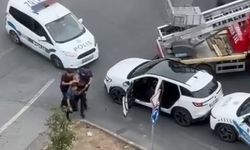 Kocaeli'nde polis aracına çarparak kaçan şüpheliler Başakşehir'de yakalandı