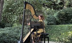 Arpist Meriç Dönük, Sakıp Sabancı Müzesi'nde konser verdi