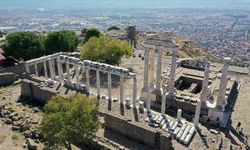 Bergama'daki yüzey araştırmalarında yaklaşık 4 bin 500 yıllık tanrıça figürü bulundu