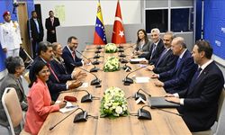 Erdoğan, Venezuela Devlet Başkanı Maduro ile görüştü