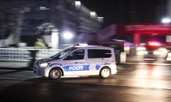 Beyoğlu'nda bir kadını taciz ettiği belirlenen iki şüpheli tutuklandı