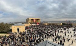 10 Kasım'da Anıtkabir'i 1 milyon 92 bin kişi ziyaret etti