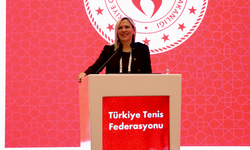 Türkiye Tenis Federasyonu Başkanı Şafak Müderrisgil oldu