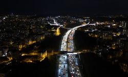 İstanbul'da trafik yoğunluğu akşam saatlerinde yüzde 80'e çıktı