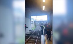 Yenikapı-Atatürk Havalimanı/Kirazlı Metro Hattı'nda teknik arıza nedeniyle seferler durdu