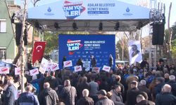 İmamoğlu'na Büyükada'da Adabüs protestosu