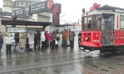 İstanbul’da soğuk ve yağışlı hava etkili oluyor