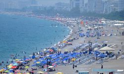 Antalya'da bu yıl 20 milyon turist beklentisi