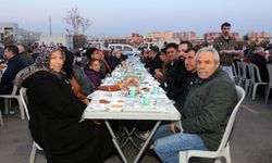 Çamlıca Mahallesi iftar sofrasında bir araya geldi