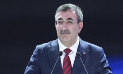 Cumhurbaşkanı Yardımcısı Yılmaz: (Emekli bayram ikramiyesi) Meclis'imiz şu anda o kanun teklifini görüşüyor