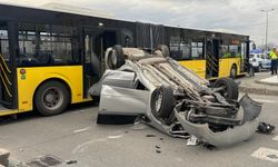 Kayseri'de özel halk otobüsü ile otomobil çarpıştı: 9 yaralı