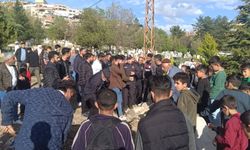 Siirt’te, ses geldiği iddiası üzerine dün gömülen kişinin mezarı açıldı