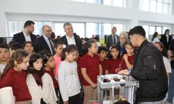 Çubuk'ta TÜBİTAK 4006 Bilim Fuarı açıldı