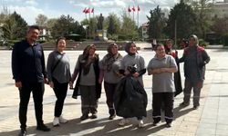 Kırıkkale Belediyesinden kadın çalışanlarına "Anneler Günü" sürprizi