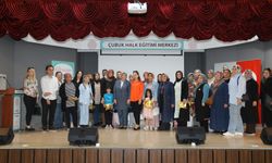Ankara'da "Türkiye Yüzyılı'nda Anne ve Baba Olmak" konulu konferans düzenlendi