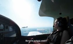 Gökyüzünde telsizle evlilik teklifi; 'Diz çökmemek için yaptın bunu değil mi'