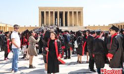 Anıtkabir’de mezuniyet coşkusu