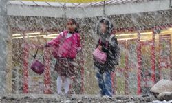 Erzurum’a mayıs ortasında kar yağdı