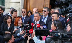 Özgür Özel, gazetecilerin sorularını yanıtladı