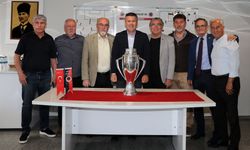 Gençlerbirliği Eski Futbolcular Derneği’nden şampiyonluk ziyareti