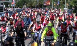 Kadıköy'de 19 Mayıs dolayısıyla bisiklet turu düzenlendi