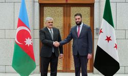 Suriye Cumhurbaşkanı Şara, Şam'da Azerbaycanlı üst düzey heyeti kabul etti