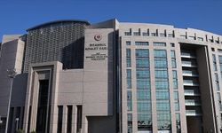 İstanbul'da borsa işlemlerinde usulsüzlük soruşturmasında 12 zanlı tutuklandı