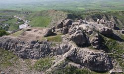 Elazığ'da tarihi Palu Kalesi'nde kazı çalışması başlatıldı