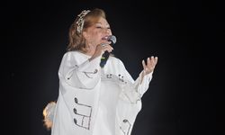 Kadın emeğiyle Bedia Akartürk'ün kıyafetleri hayat buldu