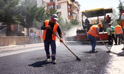 Çankaya’da asfalt seferberliği başladı: Hedef  100 bin ton