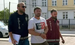 4 aylık oğlunu 3'üncü kattan atmaya kalkan baba hastaneye sevk edildi